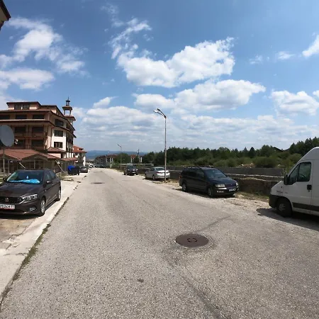 Bardarova Downtown バンスコ